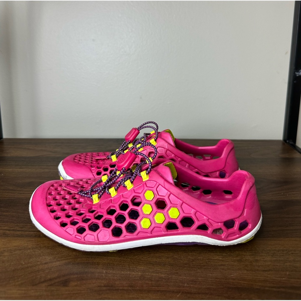 Vivo Barefoot Pink Ultra Water Shoes Womens 35